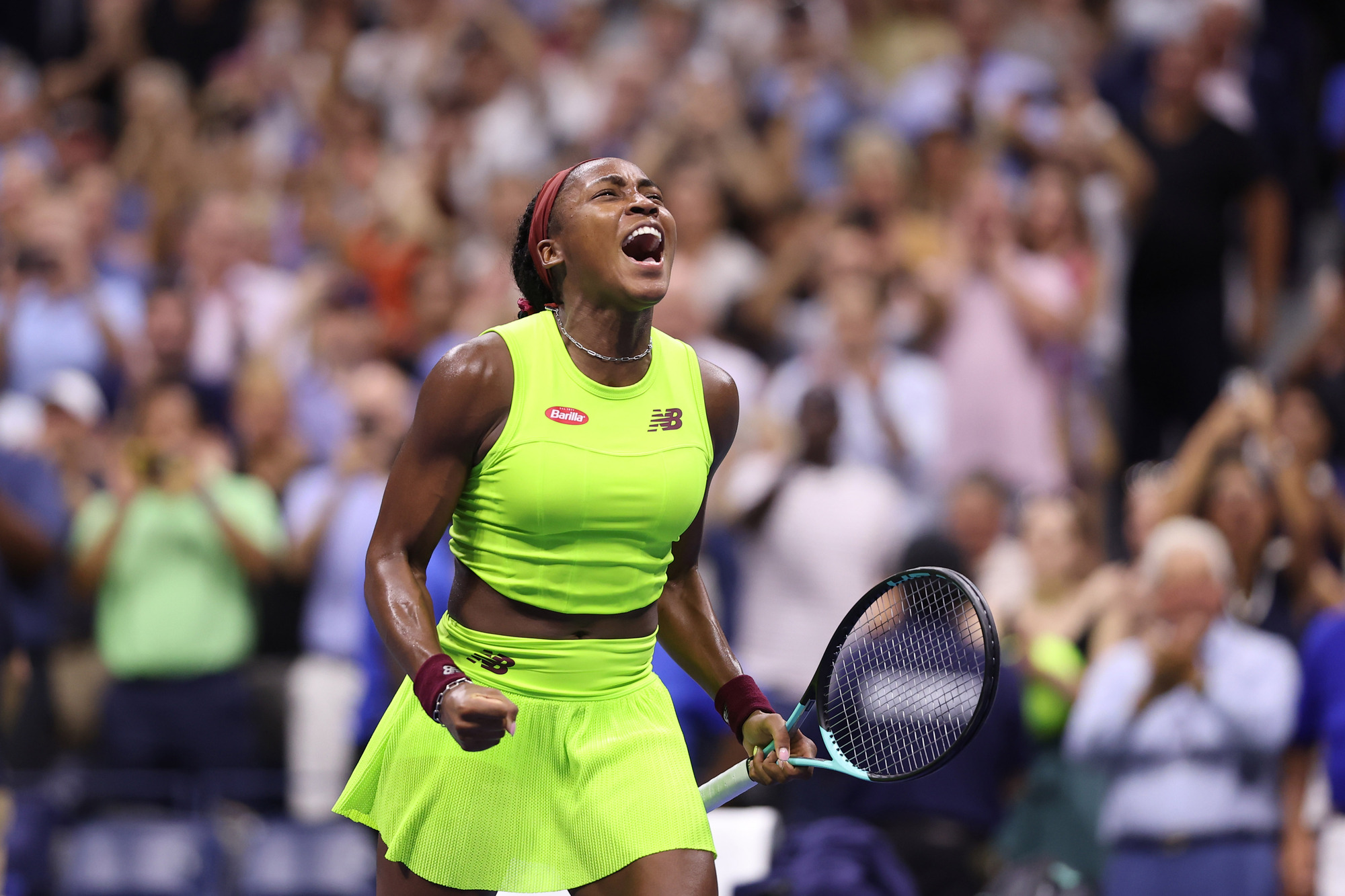 🎾法网女单第二轮：高芙直落两盘横扫瓦伦托娃，顺利晋级第三轮